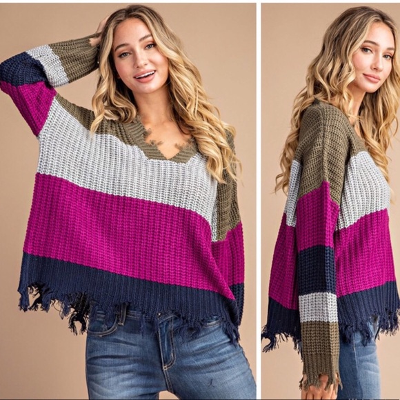 LAST ONE✨EXTREMELY SOFT DISTRESSED SWEATER - Picture 2 of 4